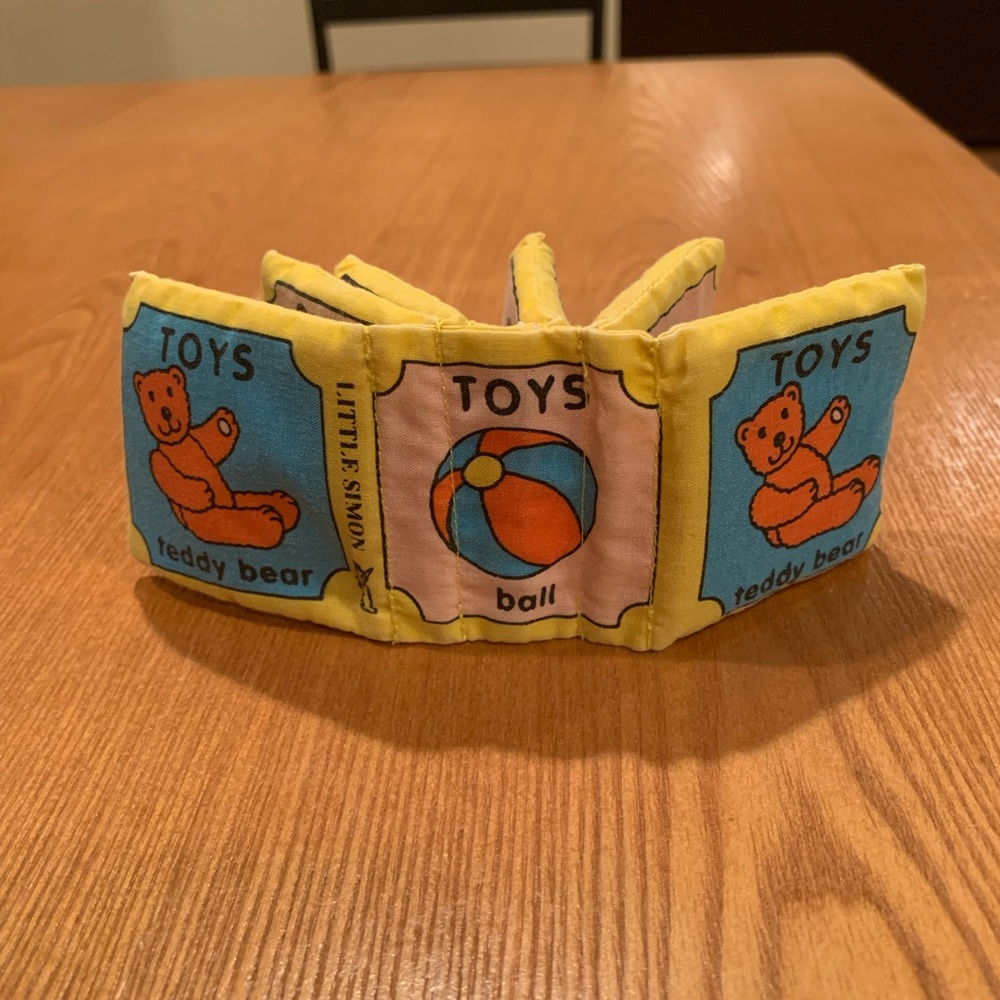 2/$5📙Little Simon toys book